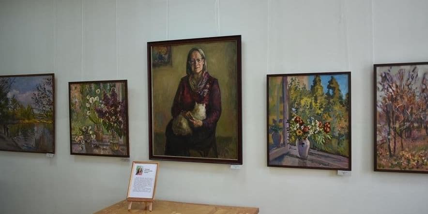 Основное изображение для события Персональная выставка картин Надежды Кущевой «…Из моего окна»