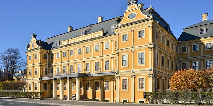 Основное изображение для учреждения Меншиковский дворец