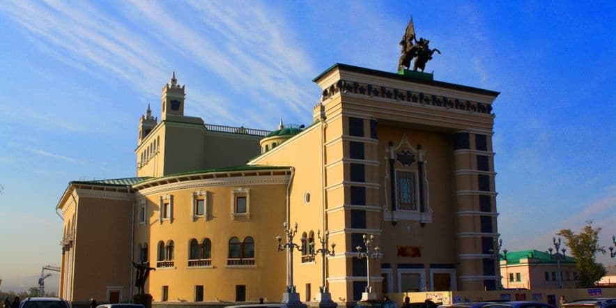 Основное изображение для учреждения Бурятский государственный академический театр оперы и балета