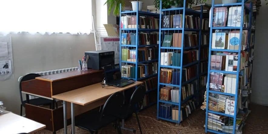 Основное изображение для учреждения Кукуйский сельский библиотечный филиал