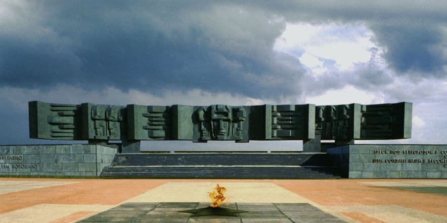 Основное изображение для учреждения Мемориал «В честь героев Курской битвы»