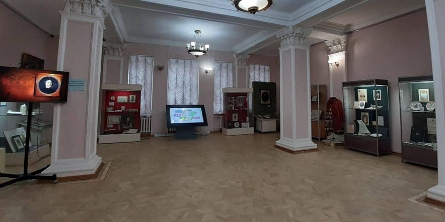 Основное изображение для учреждения Информационно-образовательный центр «Русский музей: виртуальный филиал» г. Тамбова