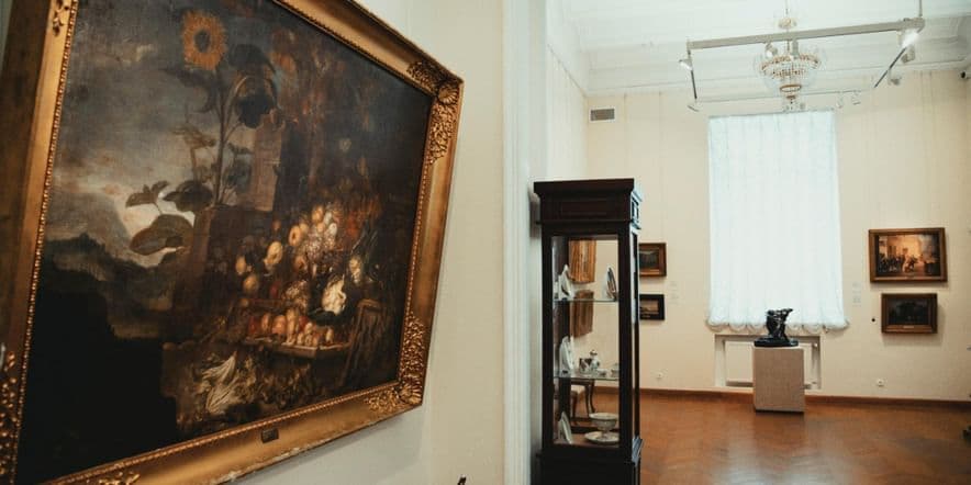 Основное изображение для события Экспозиция «Шедевры коллекции Радищевского музея»