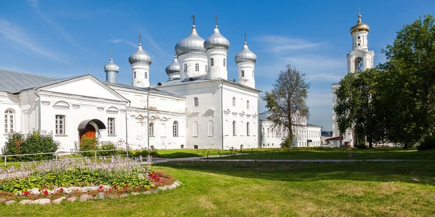 Основное изображение для учреждения Георгиевский собор в Великом Новгороде