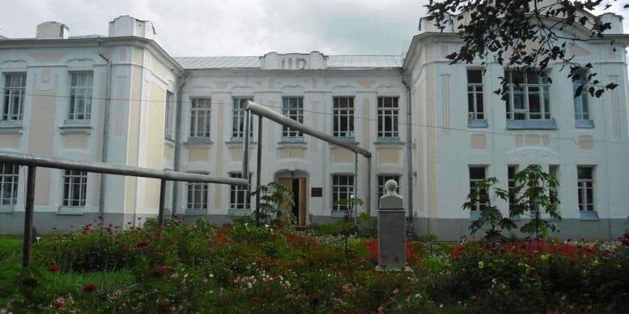 Основное изображение для учреждения Ядринский художественно-краеведческий музей
