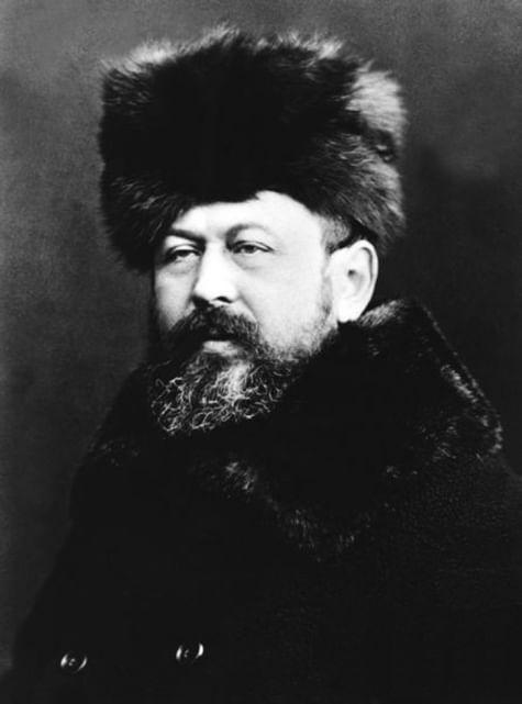 Гораций Гинцбург