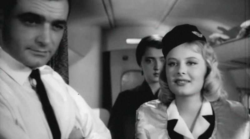 Кадр из фильма «713-й просит посадку»