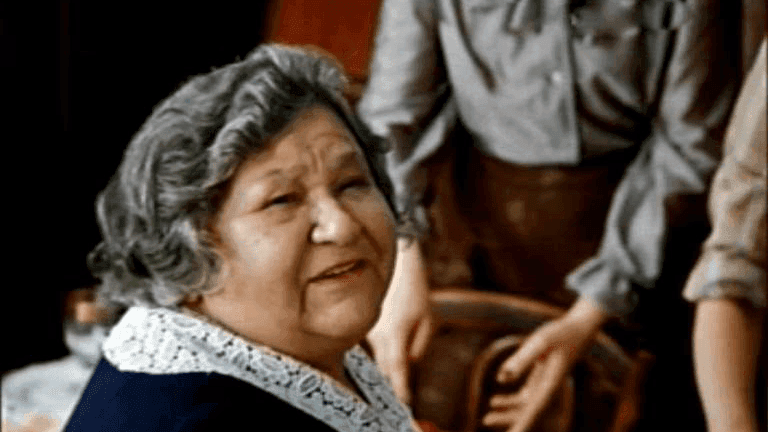 Валерия Дементьева в роли тещи Себейкина