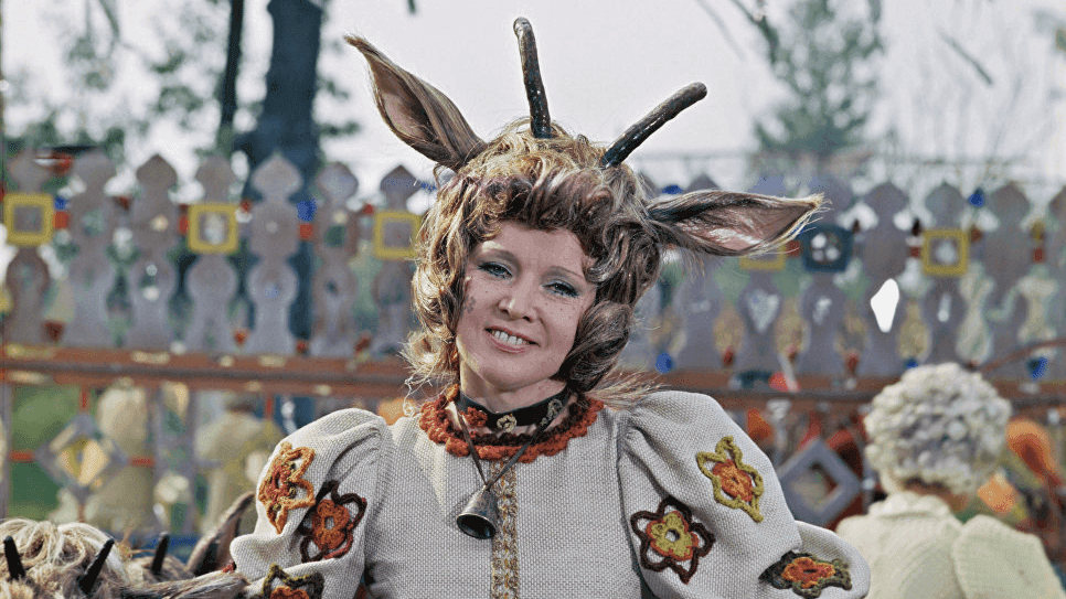 Людмила Гурченко в фильме-сказке «Мама» (1976)