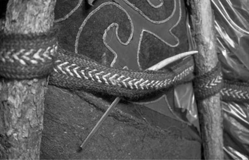 Традиционный казахский войлочный ковер сырмак