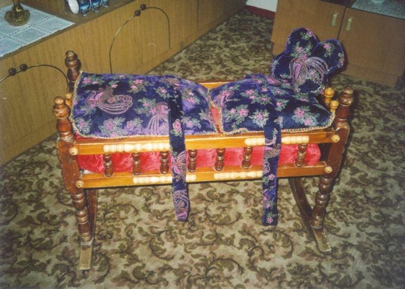 Традиционная карачаевская колыбель. Карачаево-Черкесская Республика, г. Карачаевск.