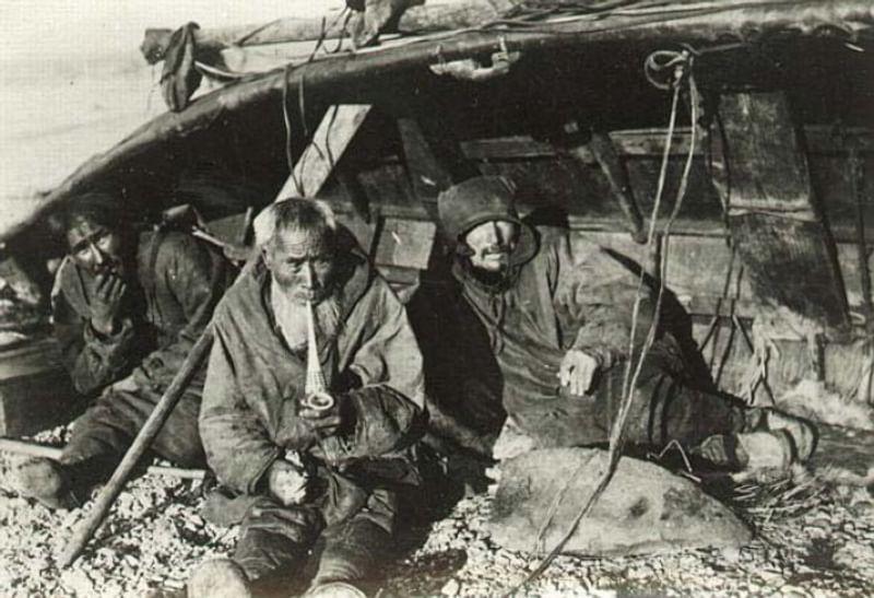 Алеуты на Командорских островах