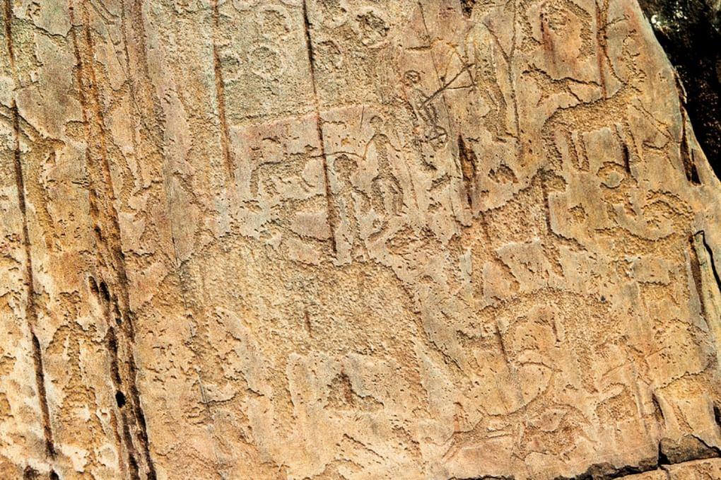 Наскальные рисунки. Урочище Калбак-Таш, республика Алтай