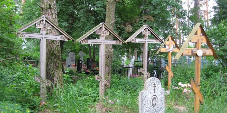 Основное изображение обзора объекта "Традиция оформления надгробий в Селивановском районе Владимирской области"