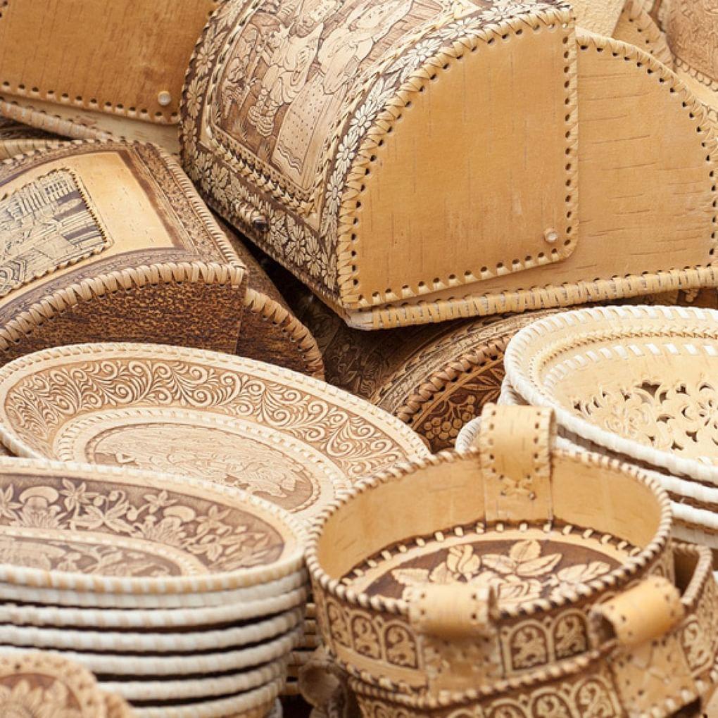 Берестяные туески. Фотография: Алексей Букреев / фотобанк «Лори»