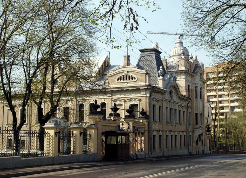 Особняк Вогау в Москве (сейчас посольство Индии). Фотография: SevenOne / фотобанк «Лори»