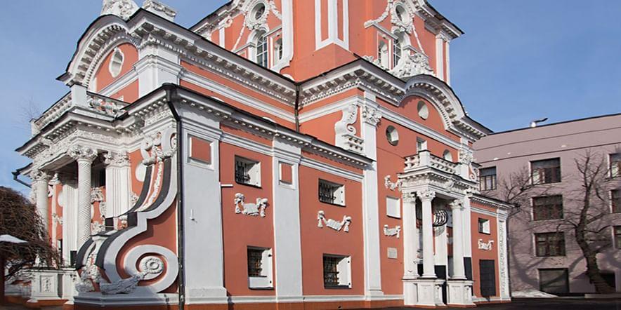 Основное изображение для учреждения Церковь Архангела Гавриила («Меншикова башня»)