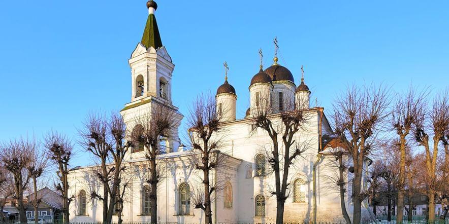 Основное изображение для учреждения Церковь Белая Троица