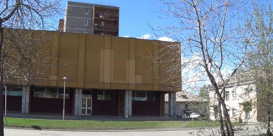 Основное изображение для учреждения Центральная районная библиотека имени Б.Е. Кравченко