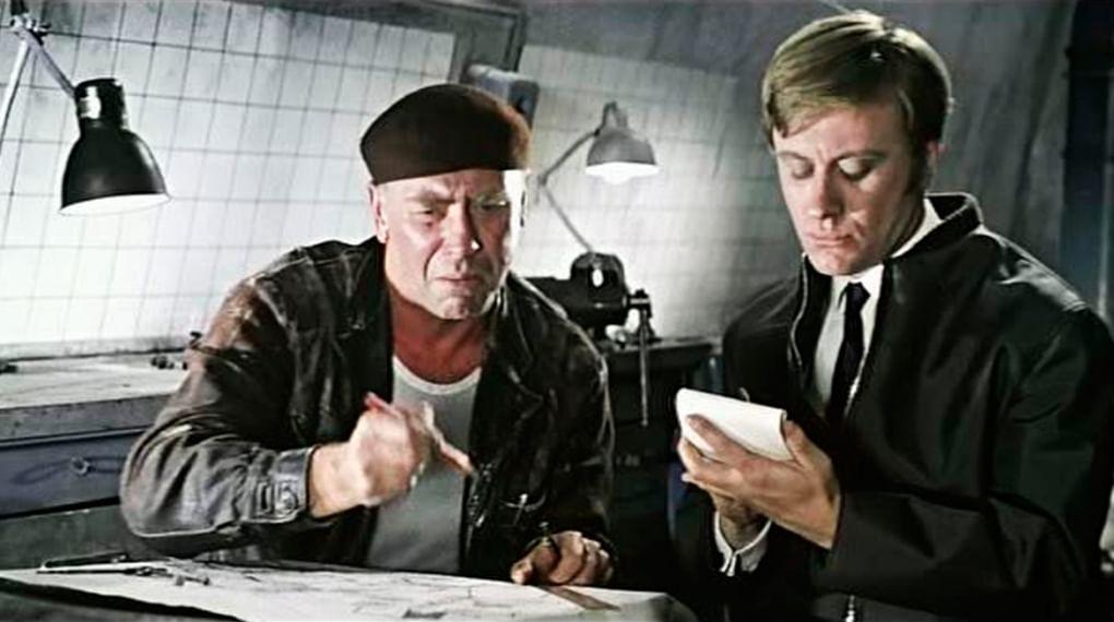 Кадр из фильма «Бриллиантовая рука»