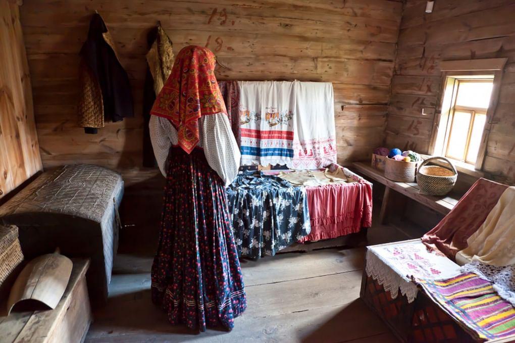 Интерьер девичьей светелки. Фото: Н. Волкова / фотобанк «Лори» 