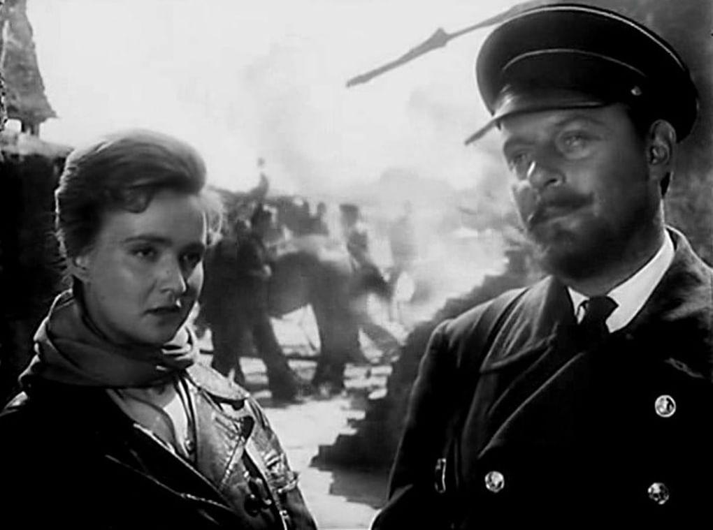 Кадр из фильма «Оптимистическая трагедия» (1963)