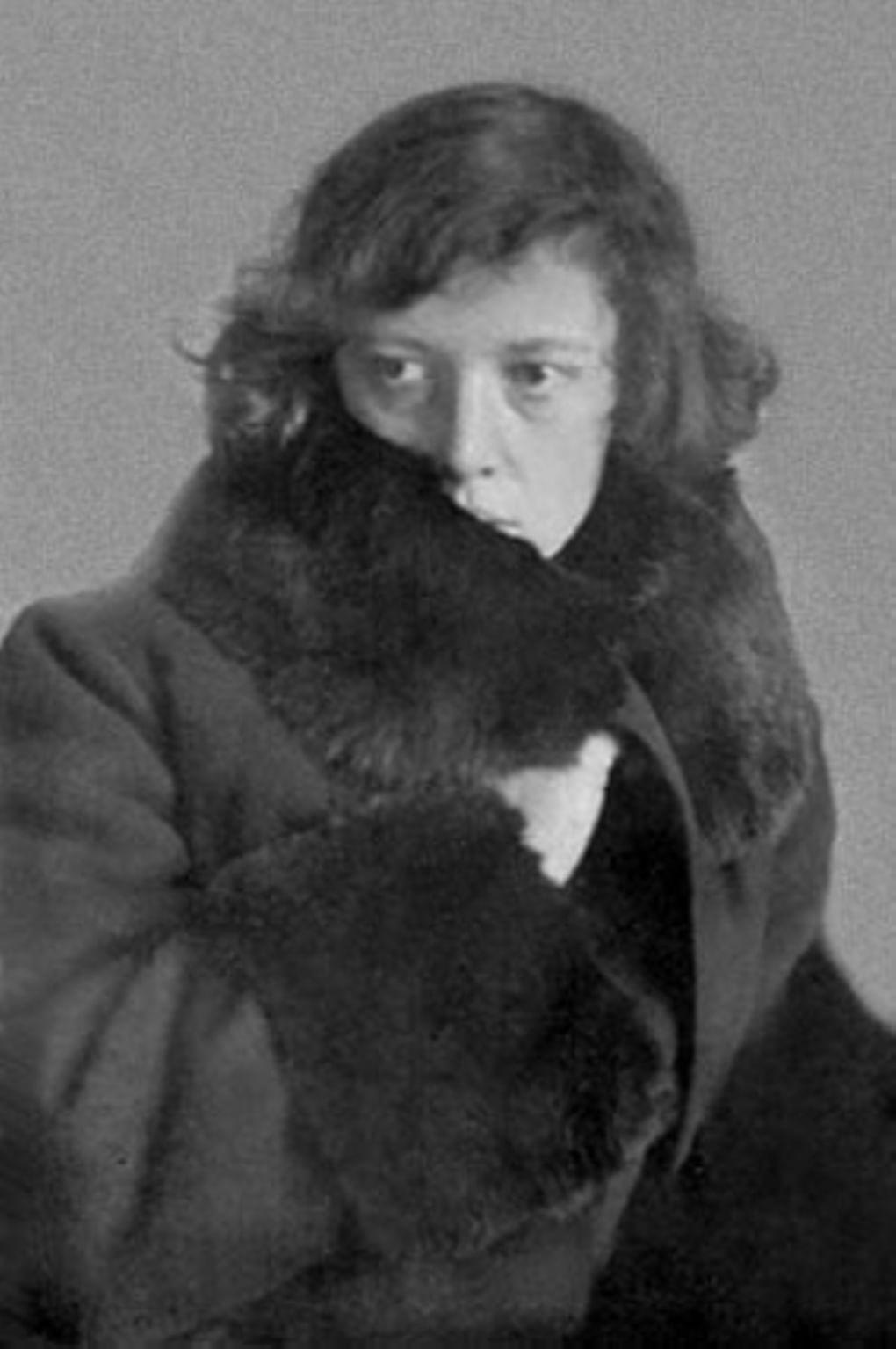 Нора Галь. 30-е гг.
