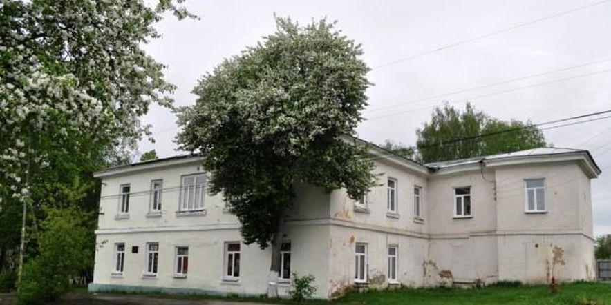 Основное изображение для учреждения Алапаевская центральная городская библиотека им. А.С. Пушкина
