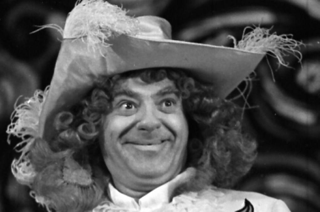 Владимир Этуш в роли Журдена в «Мещанине во дворянстве»