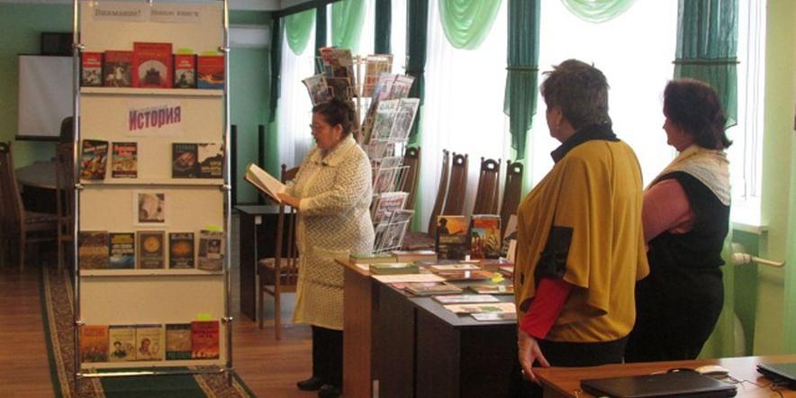 Основное изображение для учреждения Центральная районная взрослая библиотека п. Кантемировка