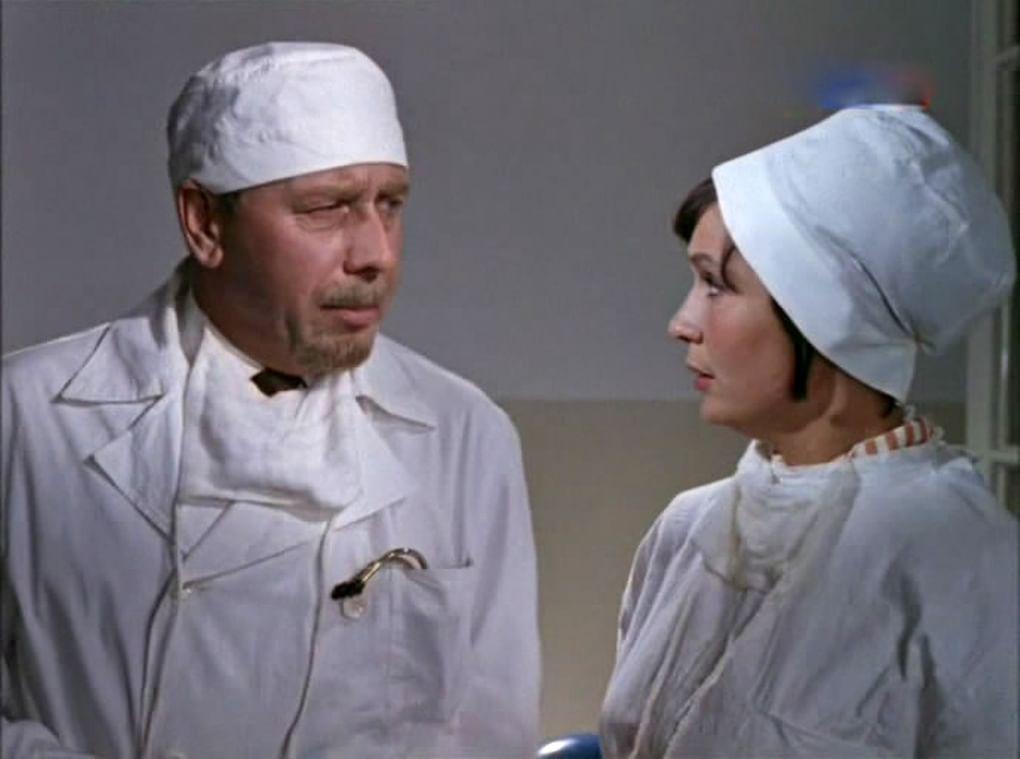 Анатолий Папанов в роли Петра Бондаренко. Кадр из фильма «Дети Дон Кихота» (1966)