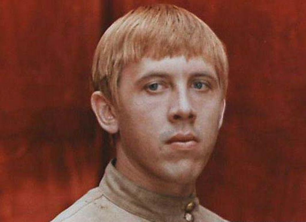 Валерий Золотухин в роли Бумбараша в фильме «Бумбараш» (1972)
