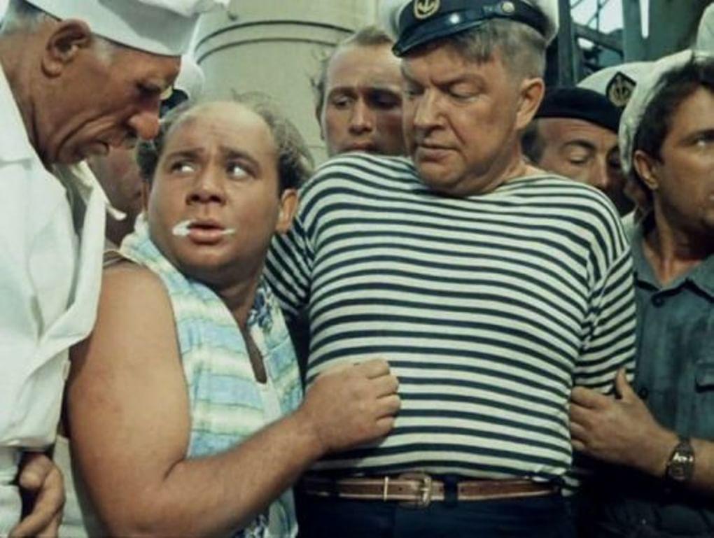Кадр из фильма «Полосатый рейс» (1961) 