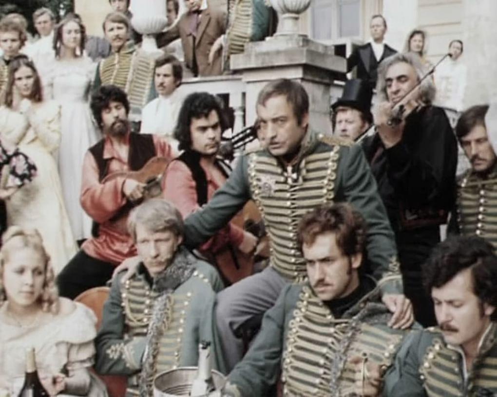 Кадр из фильма «О бедном гусаре замолвите слово» (1980)