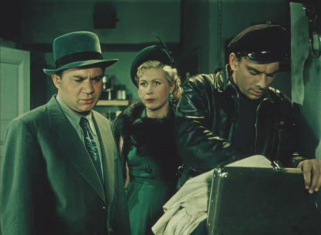 Инна Макарова в роли Нонны Снегиревой в фильме «Дело Румянцева» (1955)