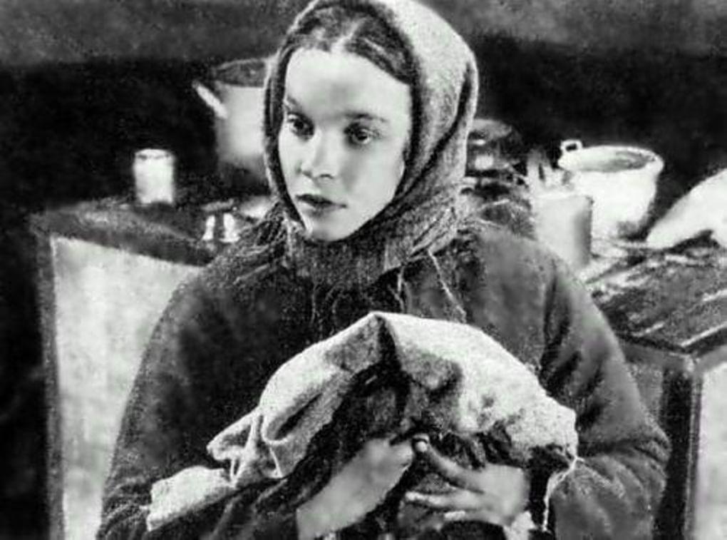 Кадр из фильма «Дом на Трубной» (1928)