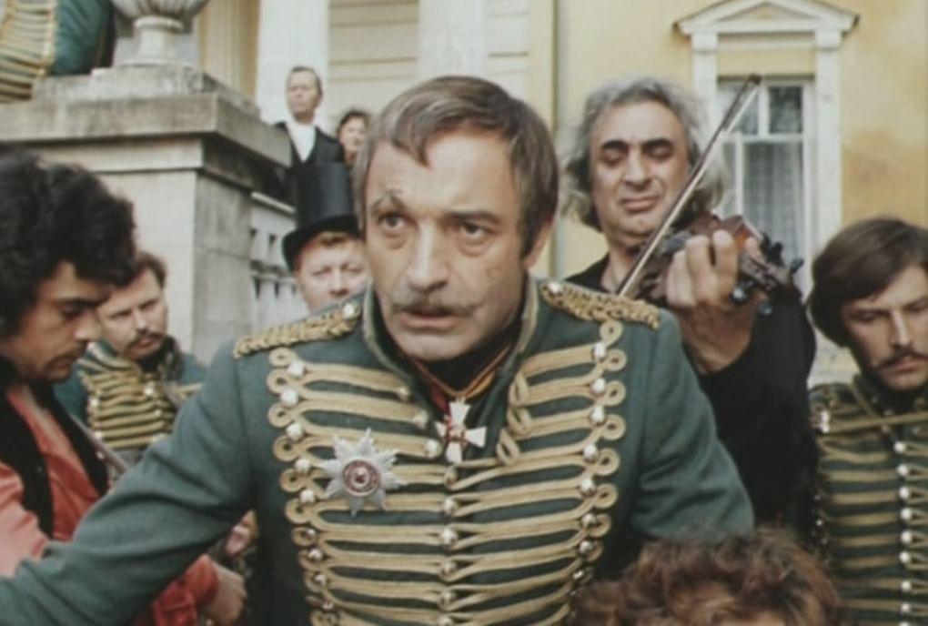 Кадр из фильма «О бедном гусаре замолвите слово» (1980)