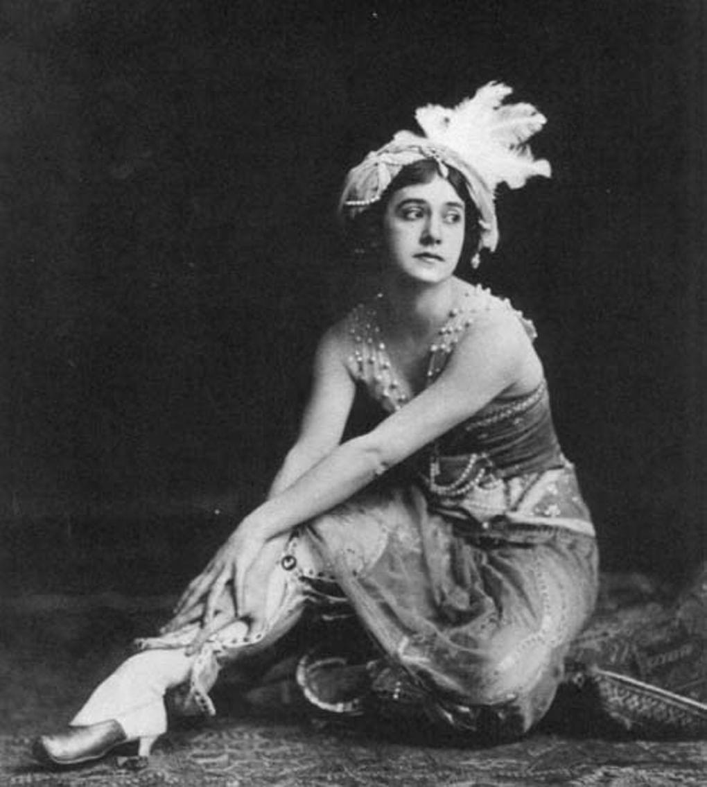 Т.П. Карсавина – Зобеида в балете «Шехеразада» на музыку Н.А. Римского-Корсакова. Фотография. 1911-1912. ГИК 15237/4. ОФ 205675. Фотография: http://www.arts-museum.ru/events/archive/2016/bakst/index.php