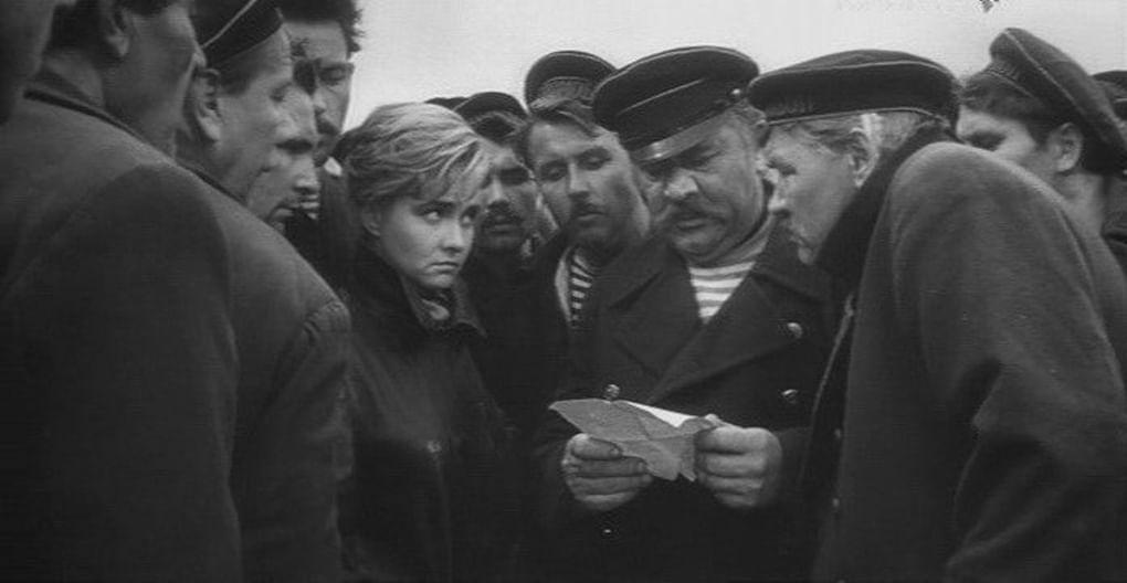 Кадр из фильма «Оптимистическая трагедия» (1963)