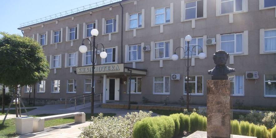 Основное изображение для учреждения Крымская межпоселенческая модельная библиотека