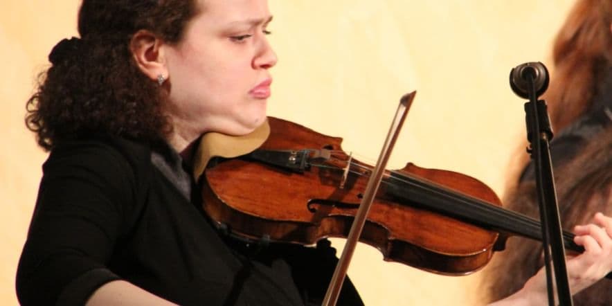Основное изображение для события Концерт скрипачки Елены Корженевич с Симфоническим оркестром