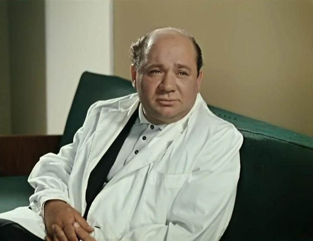 Евгений Леонов в роли Евгения Ивановича Трошкина в фильме «Джентльмены удачи» (1971)