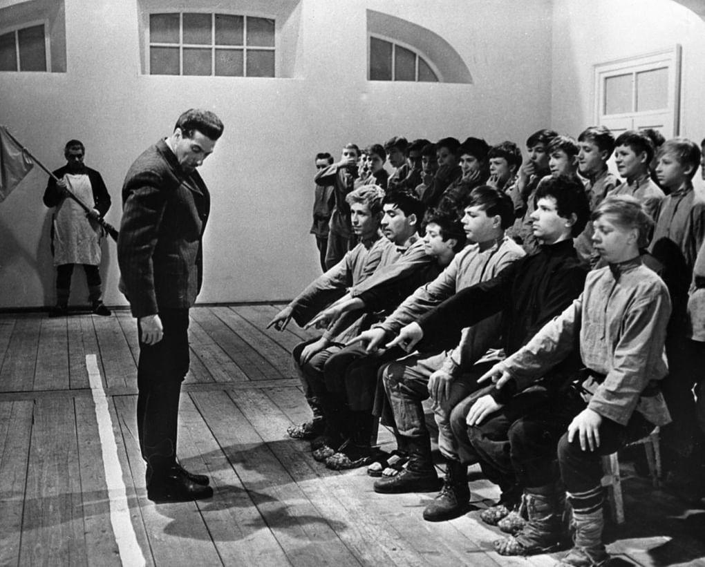 Кадр из фильма «Республика ШКИД» (1966)