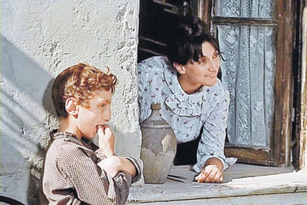 Софико Чиаурели в роли Софико в фильме «Не горюй!» (1969)