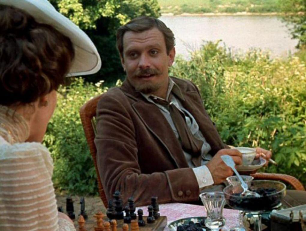 Кадр из фильма «Неоконченная пьеса для механического пианино» (1976)