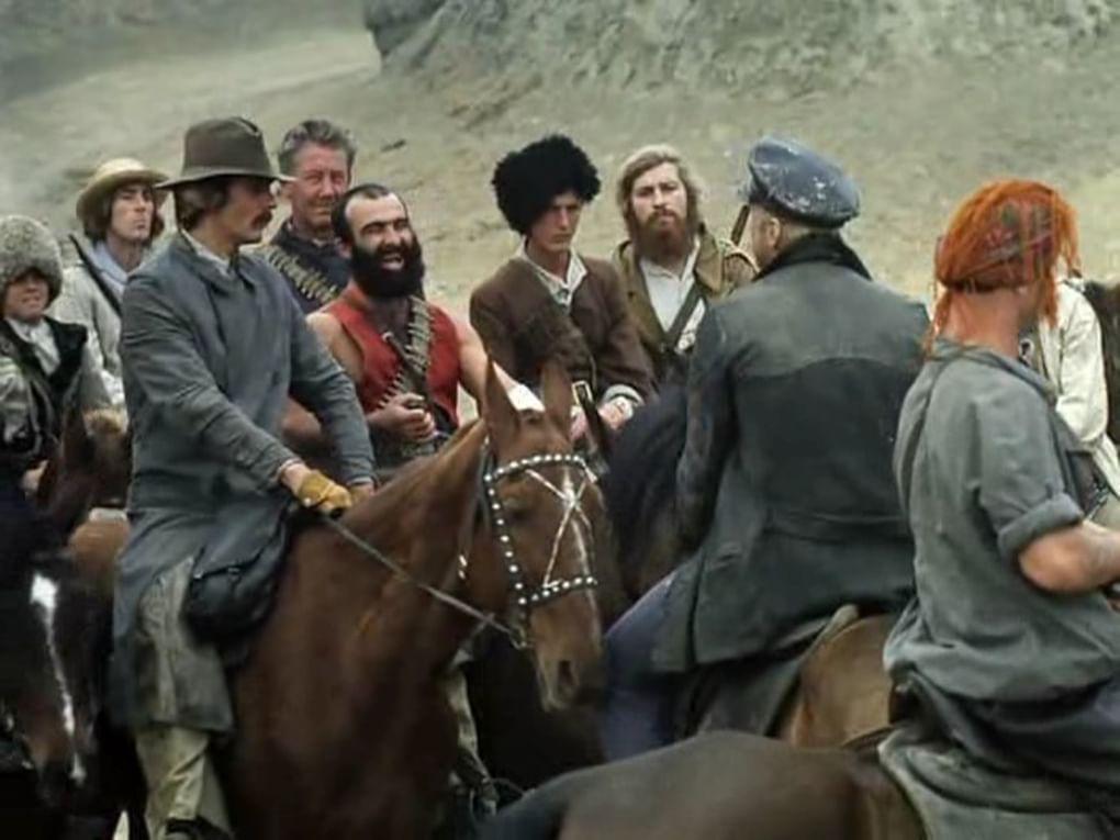Кадр из фильма «Свой среди чужих, чужой среди своих» (1974)
