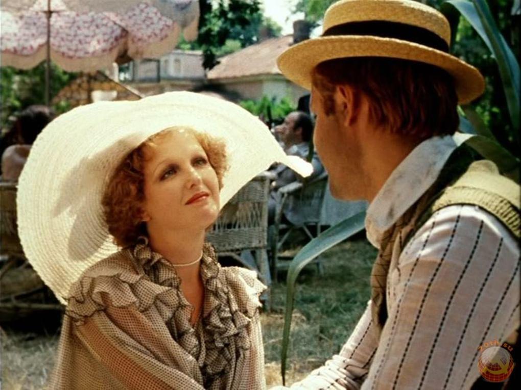 Кадр из фильма «Раба любви» (1975)