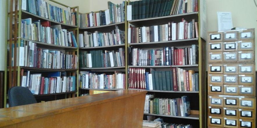 Основное изображение для учреждения Шишкинская сельская библиотека