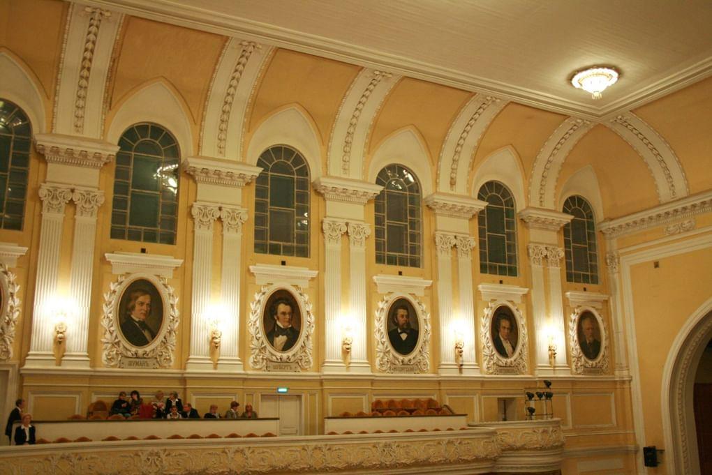 Московская государственная консерватория (университет) имени П.И. Чайковского. Большой концертный зал