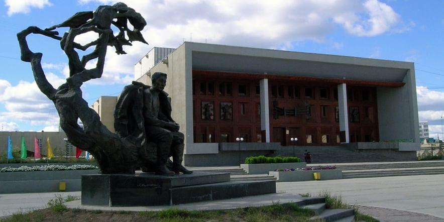 Основное изображение для учреждения Государственный театр оперы и балета им. Д.К. Сивцева-Суорун Омоллоона